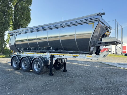 Tipper semi trailers